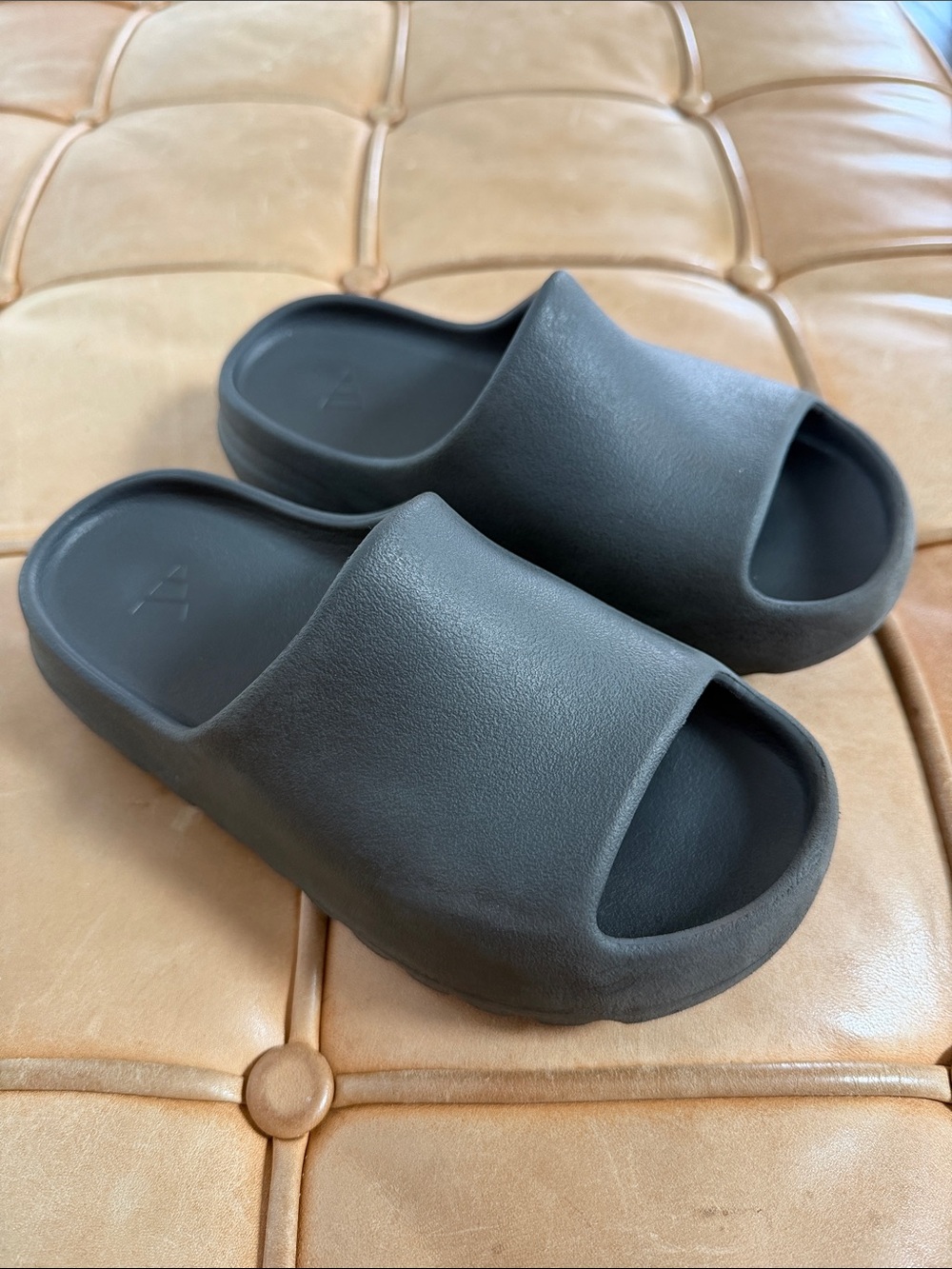 Yeezy Kids Black Slide Sandals